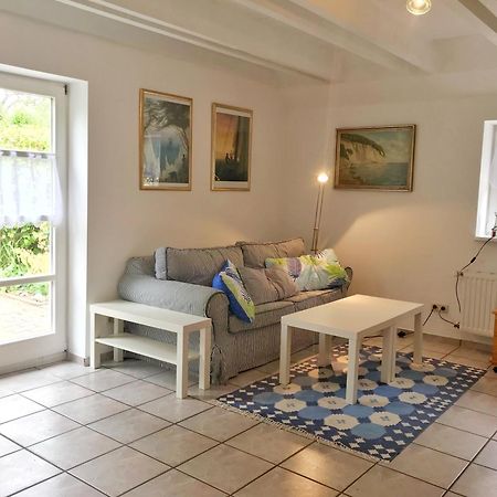 Kleine Reetgedeckte Doppelhaushaelfte In Idyllischer Lage Nardevitz Ngoại thất bức ảnh